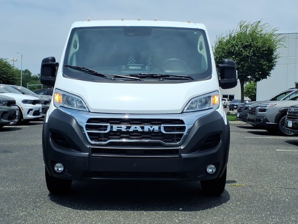 Used 2025 RAM ProMaster 2500 w/ U-Haul Equipment Group FWD image 2