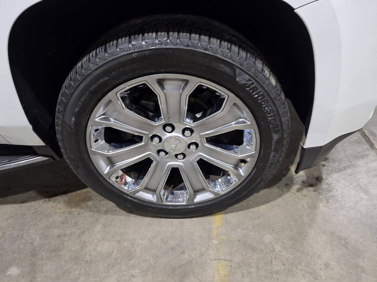 Used 2018 GMC Yukon XL SLT w/ Premium Edition AWD/4WD image 20