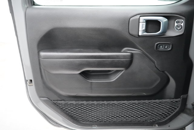 Used 2021 Jeep Wrangler Unlimited Sport AWD/4WD image 9