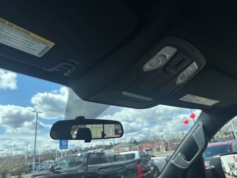 Used 2021 RAM 1500 Big Horn image 25