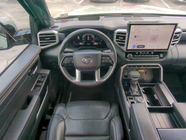 Used 2024 Toyota Sequoia Platinum AWD/4WD image 20