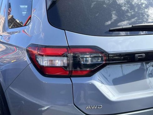 Used 2023 Honda Pilot Touring image 10