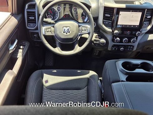 New 2026 RAM 1500 Express AWD/4WD image 7