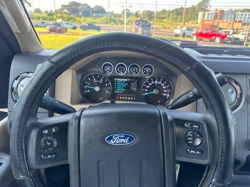 Used 2015 Ford F250 XLT w/ XLT Value Package AWD/4WD image 16