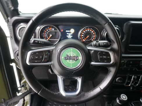 Used 2021 Jeep Wrangler Unlimited Sahara AWD/4WD image 18