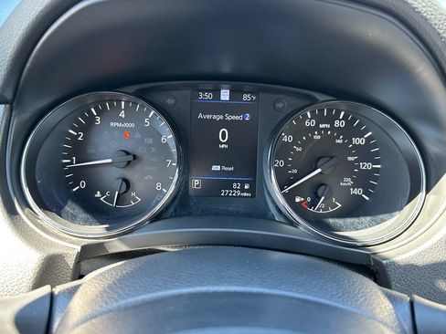 Used 2022 Nissan Rogue Sport SL FWD image 26