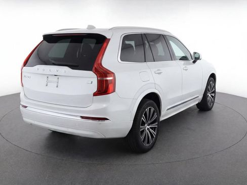Certified 2023 Volvo XC90 T8 Plus AWD/4WD image 4