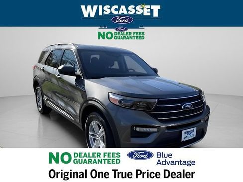 Certified 2022 Ford Explorer XLT w/ Equipment Group 202A image 30