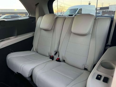 Used 2022 Mercedes-Benz GLS 450 4MATIC image 14