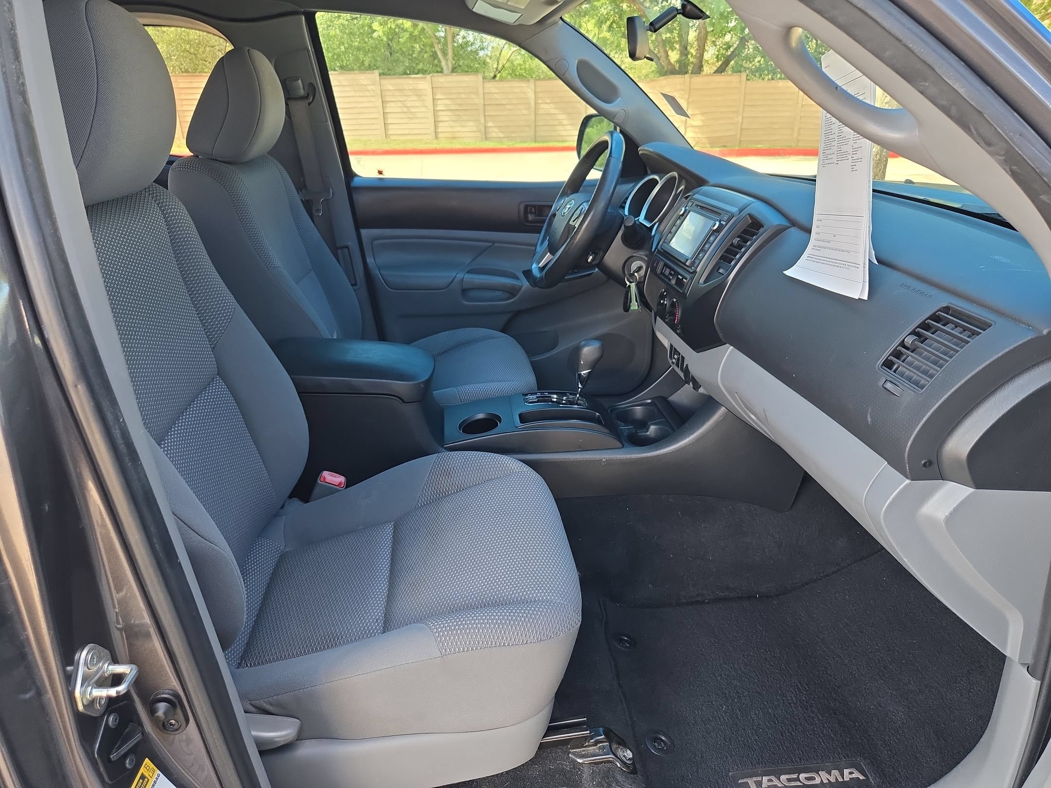 Used 2014 Toyota Tacoma PreRunner w/ Convenience Package RWD image 27