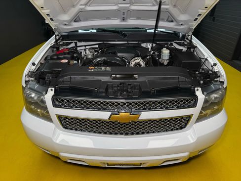 Used 2012 Chevrolet Suburban LT image 51