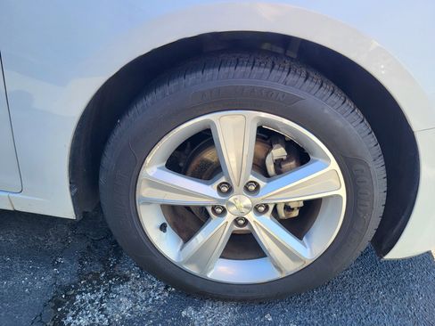 Used 2016 Chevrolet Cruze LT image 7