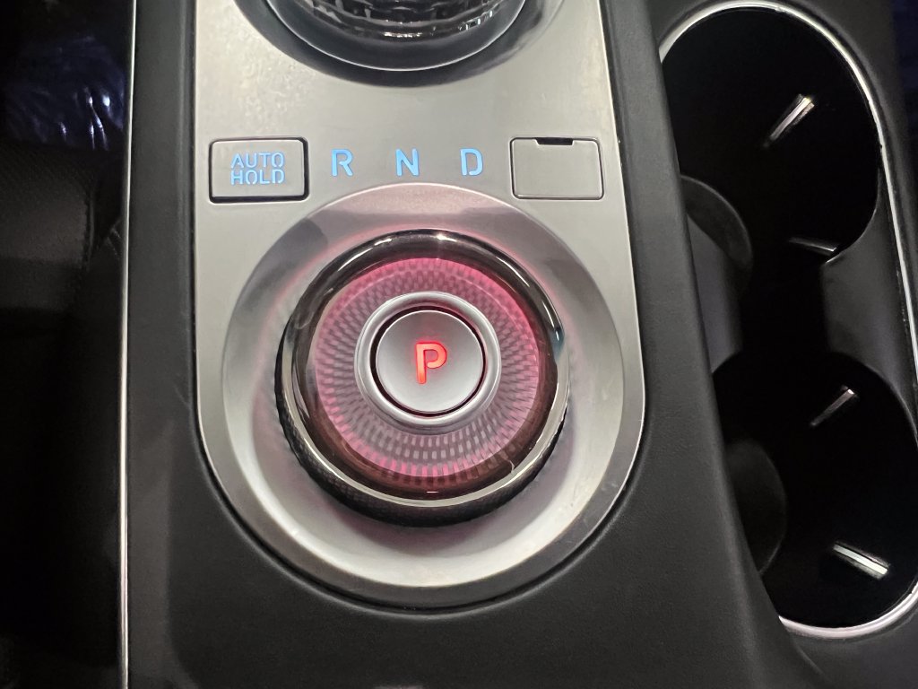 Used 2025 Genesis GV70 2.5T AWD/4WD image 24