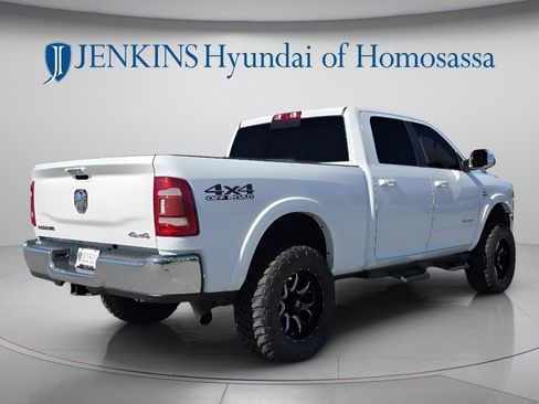 Used 2022 RAM 2500 Laramie AWD/4WD image 4