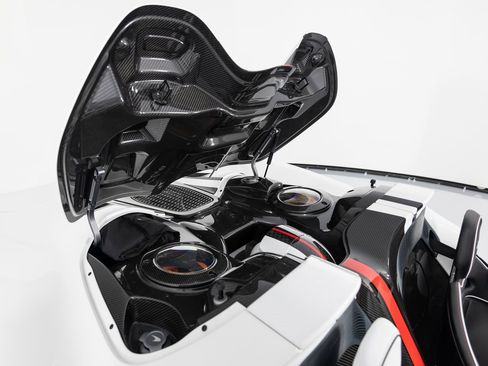 Used 2021 McLaren Elva image 49