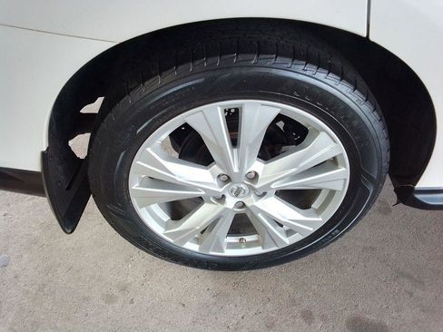 Used 2019 Nissan Pathfinder SL w/ SL Premium Package FWD image 30