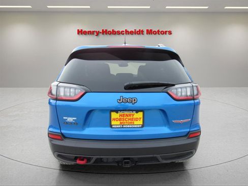 Used 2022 Jeep Cherokee Trailhawk w/ Premium Leather Package image 3