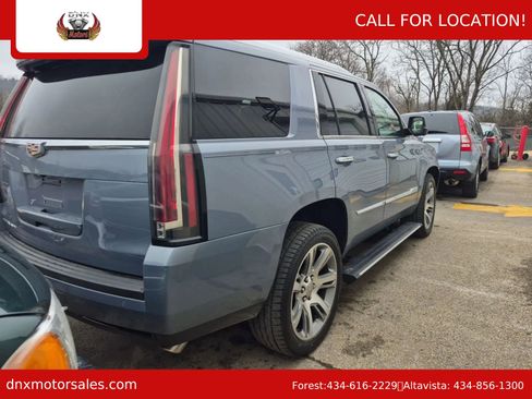 Used 2016 Cadillac Escalade Premium image 3