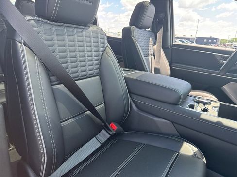 New 2025 GMC Sierra EV Denali image 39