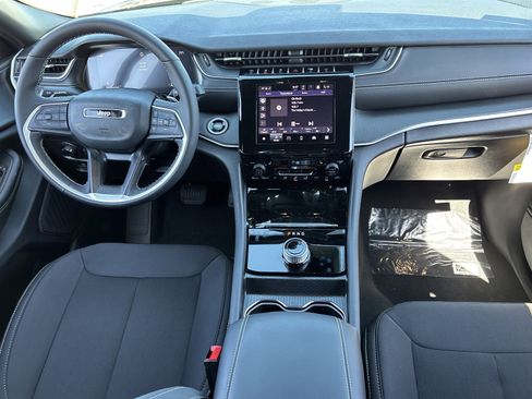 New 2026 Jeep Grand Cherokee L 4WD image 12