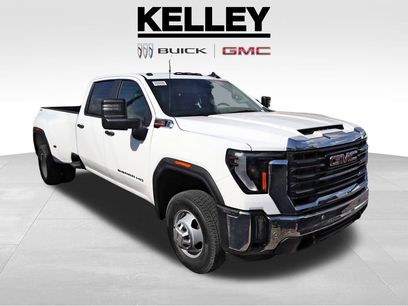 New 2026 GMC Sierra 3500 Pro w/ 1SA Pro Safety Plus Package