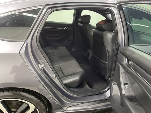 Used 2019 Honda Accord Sport image 19