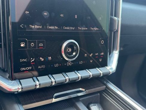 Used 2025 GMC Acadia Denali w/ Super Cruise Package AWD/4WD image 25