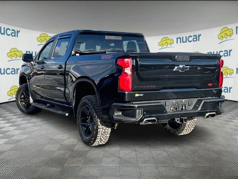 Used 2024 Chevrolet Silverado 1500 LT Trail Boss w/ Convenience Package II image 4