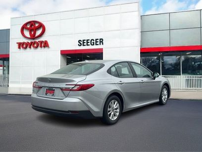 Used 2025 Toyota Camry LE