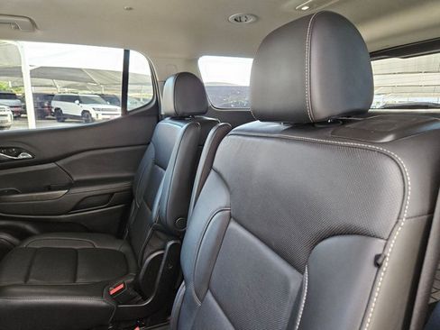 Used 2023 GMC Acadia SLT AWD/4WD image 15