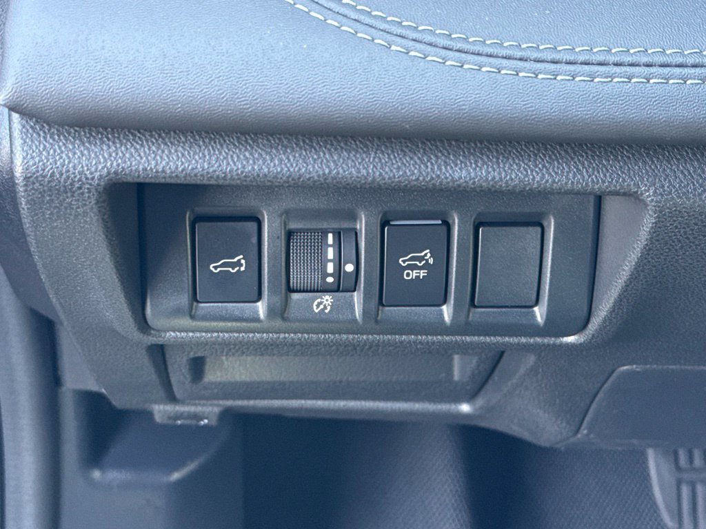 Used 2024 Subaru Outback Touring XT AWD/4WD image 14