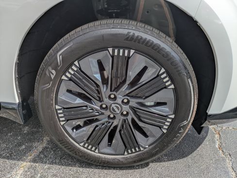 Used 2026 Nissan Murano Platinum w/ Cargo Package image 12