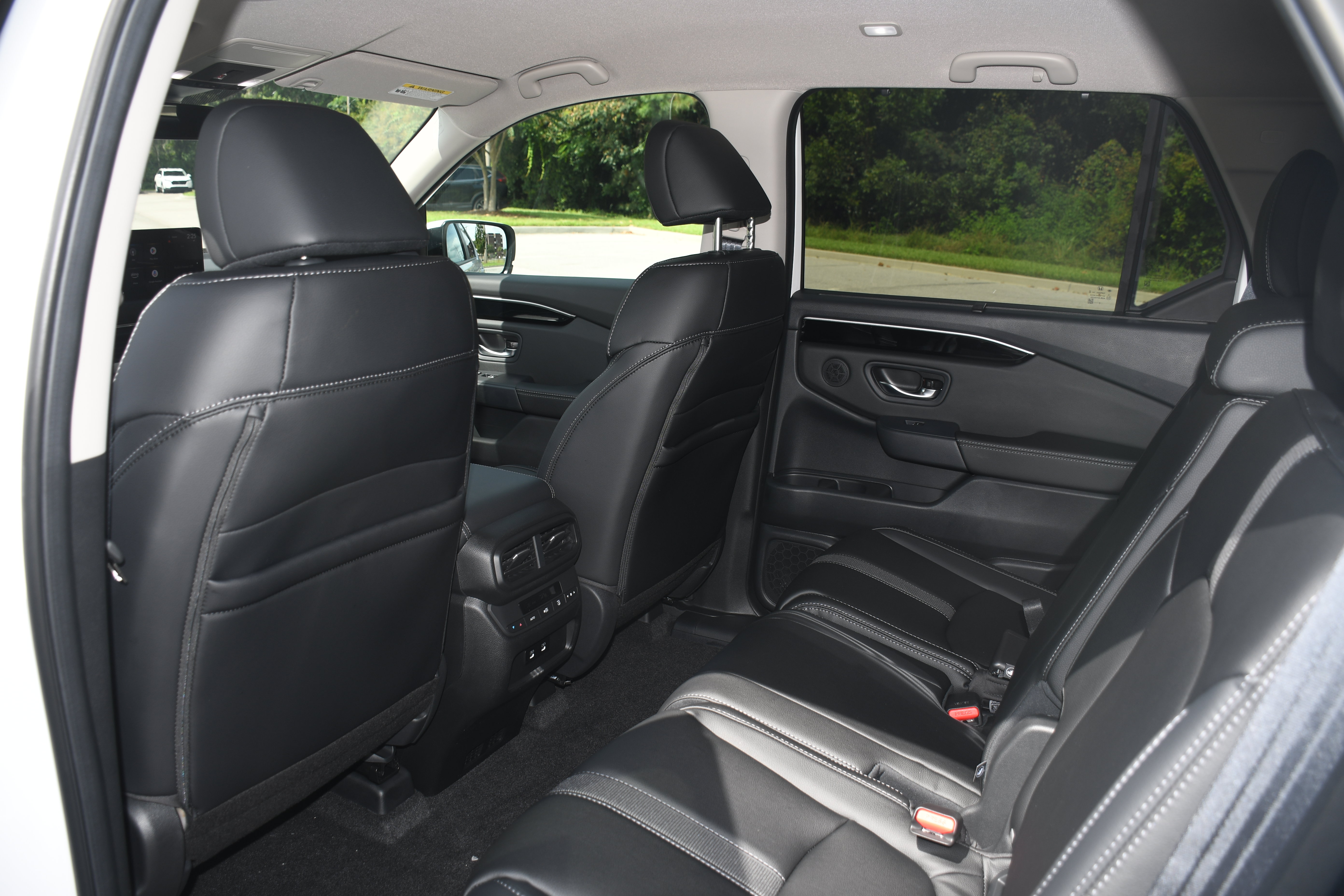 New 2026 Honda Pilot EX-L image 8