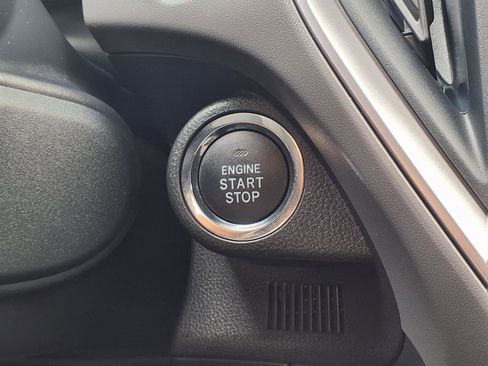 Certified 2025 Subaru Crosstrek 2.0i Premium image 11