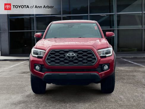 Used 2023 Toyota Tacoma TRD Off-Road image 12