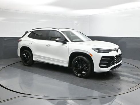 New 2026 Volkswagen Tiguan SE R-Line image 17