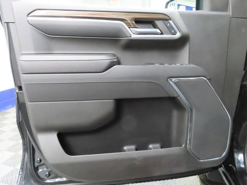 Used 2023 Chevrolet Silverado 1500 LT Trail Boss w/ Protection Package image 46