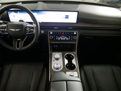 Certified 2025 Genesis GV80 3.5T Advanced image 10