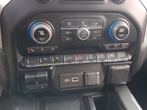 Used 2020 Chevrolet Silverado 1500 LTZ w/ LTZ Plus Package image 18