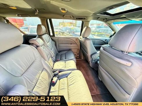 Used 2010 Honda Odyssey EX-L image 16