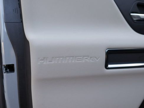 New 2026 GMC Hummer EV SUV image 30