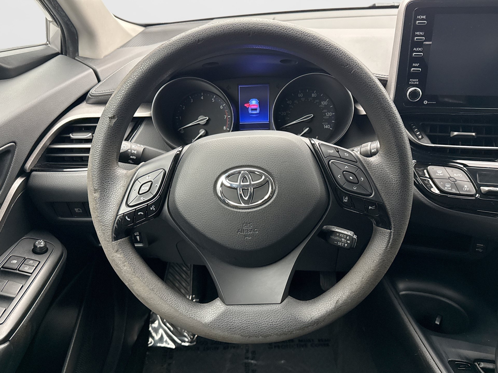 Used 2020 Toyota C-HR LE FWD image 12