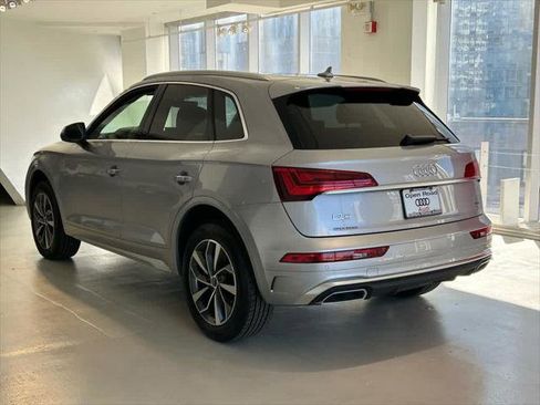 Certified 2025 Audi Q5 2.0T Premium Plus image 6