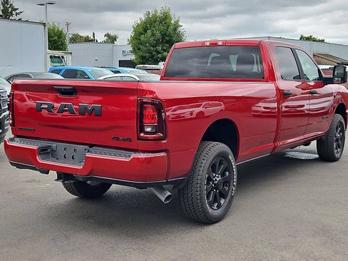 New 2026 RAM 3500 Big Horn AWD/4WD image 7
