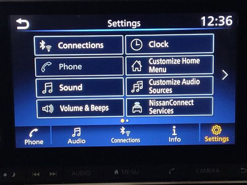 Used 2025 Nissan Sentra SV FWD image 25