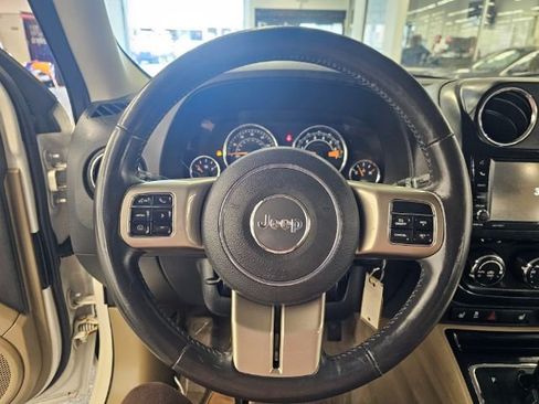 Used 2014 Jeep Patriot Limited w/ Sun/Sound Group image 10