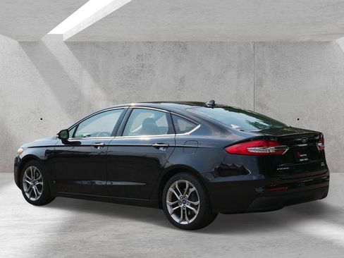 Certified 2020 Ford Fusion SEL FWD image 4