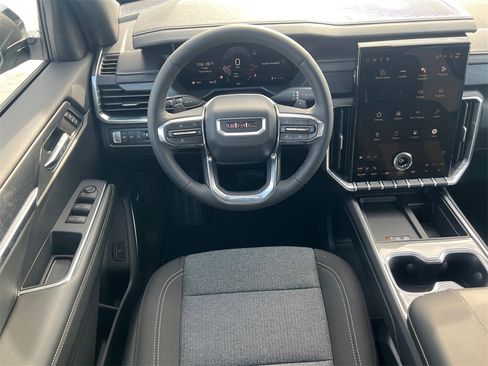 New 2026 GMC Acadia Elevation image 26