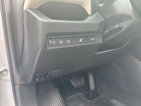 Used 2024 Toyota RAV4 XLE w/ Convenience Package image 14