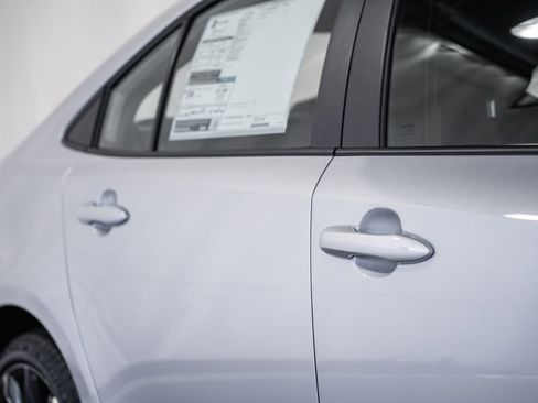 New 2026 Toyota Corolla SE image 13